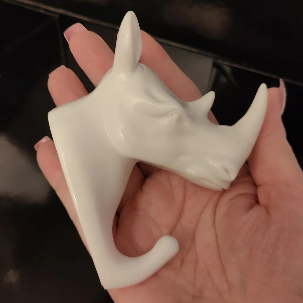 Decorative Glossy White Rhino Head PVC Wall Hook